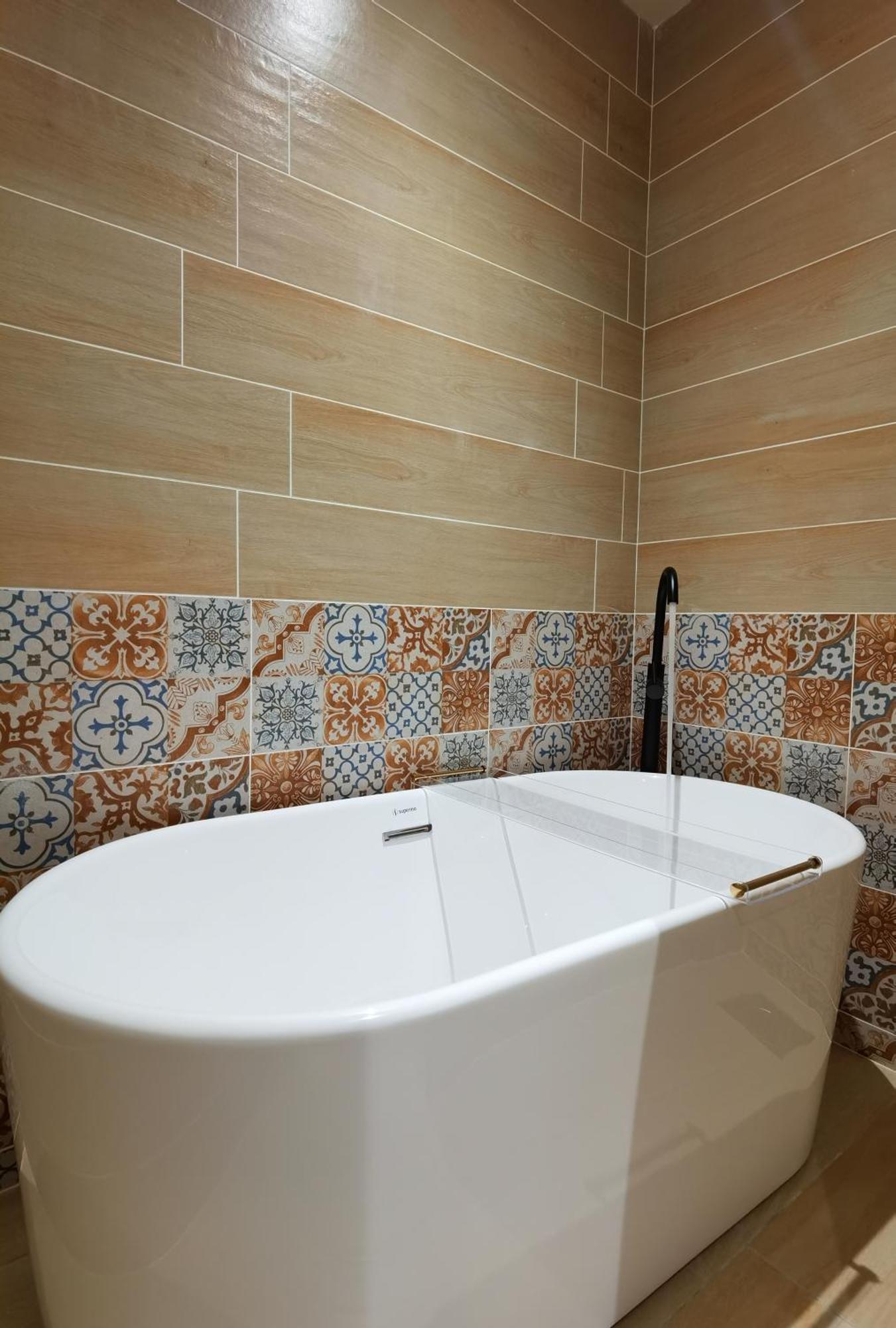 Luxury Couple Suites L Free Netflix L Massage Chair L Bathtub L Wifi 200Mbps L Town Area Bali Residence ملقا الغرفة الصورة